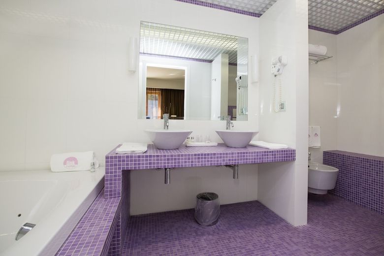 Link Hotel