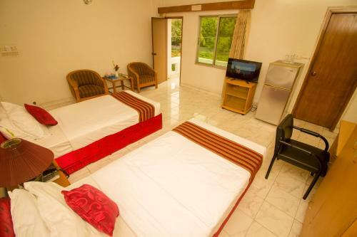 Laurel Hotels Ltd.