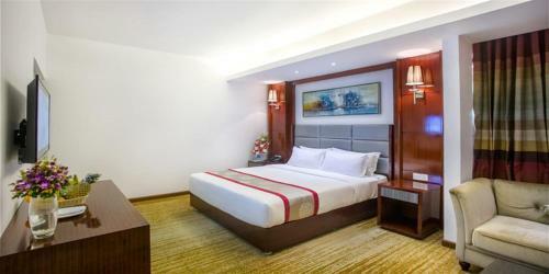 Hotel Bengal Blueberry
