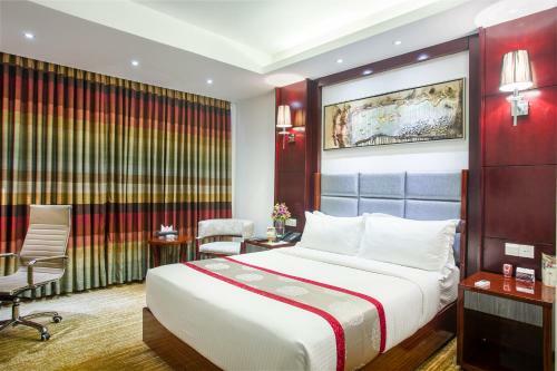 Hotel Bengal Blueberry