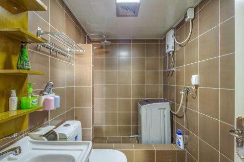 Xi'an Zhonglou Two-bedroom Apartment
