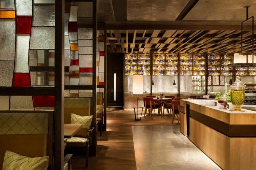 Hotel Midtown Shangri-la, Hangzhou