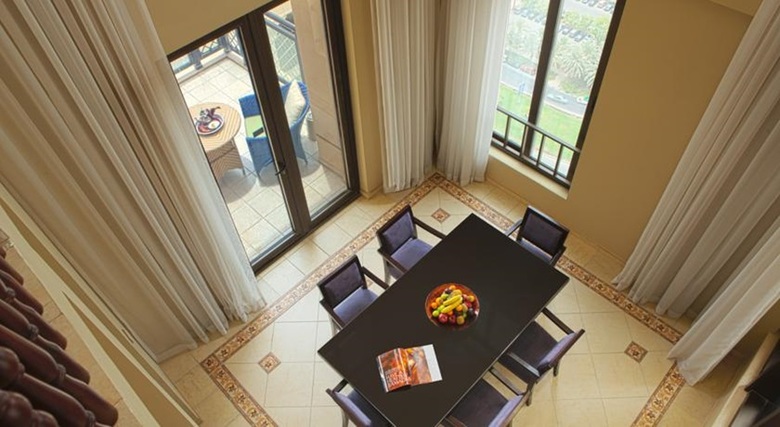 Hotel Al Ain Rotana