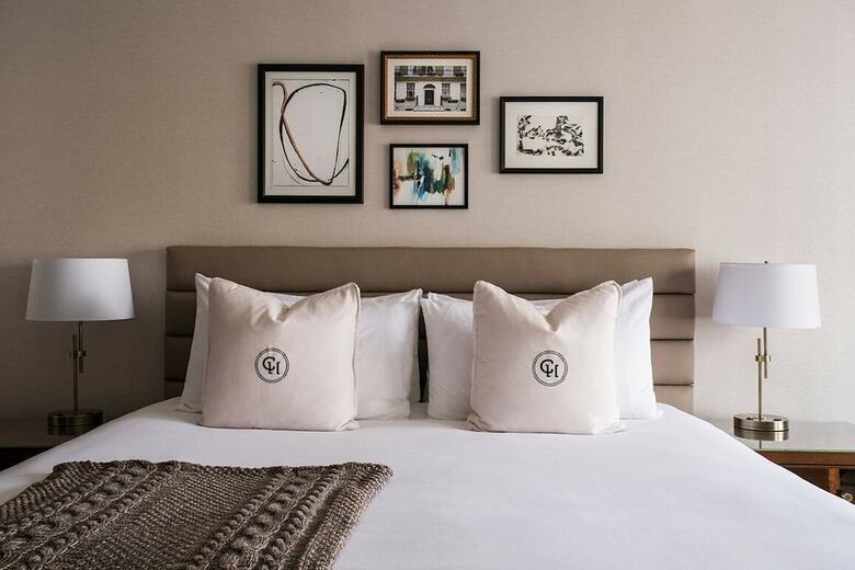 Hotel Indigo Chicago Gold Coast