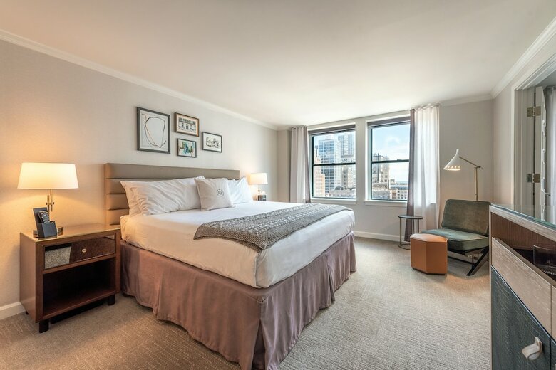 Hotel Indigo Chicago Gold Coast