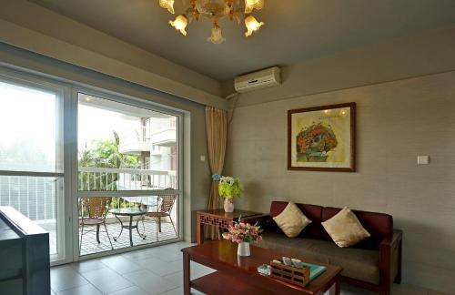 Sanya Zhi Ai Lily Seaview Apartment
