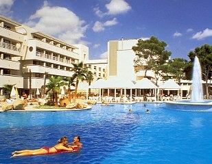 Hotel Iberostar Waves Cristina