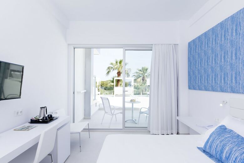 Reverence Mare Hotel Adults Only