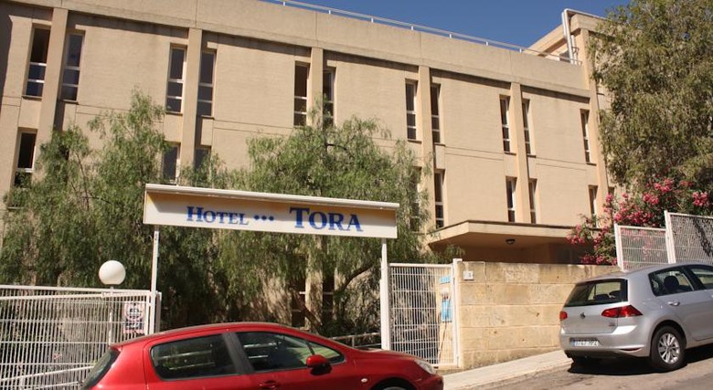 Hotel Tora