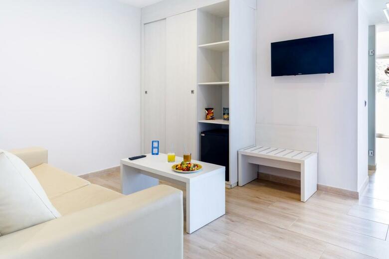 Mar Hotels Alcanada