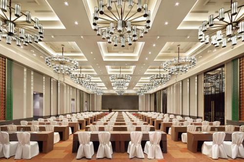 Hotel Four Points By Sheraton Chengdu, Anren