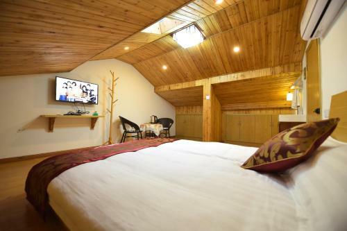 Hotel Wuzhen On Memory Inn