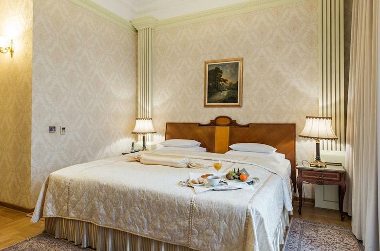 Moskva Hotel