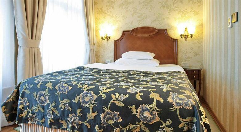 Moskva Hotel