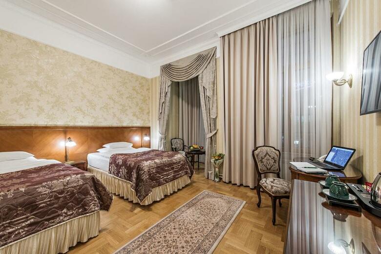 Moskva Hotel