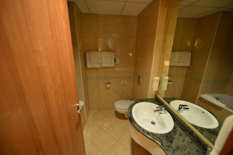Karpos Skopje Hotel