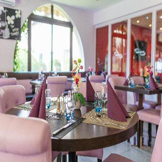 Ariane Hotel