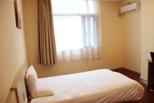 Hotel Hanting Express Weihai Railway Station