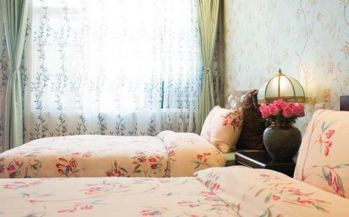 Hostal Tulip Guest House