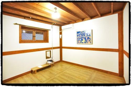 Hostal Dowon Guesthouse