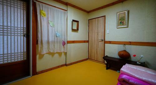 Hostal Beautiful Garden Hanok Guesthouse