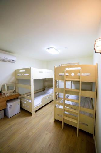 Hostal Myeongdong Cheese Hotel