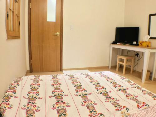 Hostal J Garden House