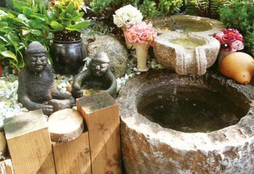 Hostal J Garden House