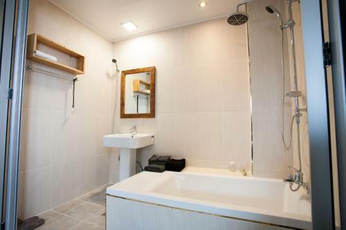 Hostal Daemyung Guesthouse