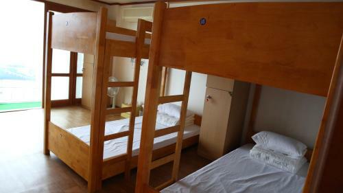 Hostal Yes Guesthouse