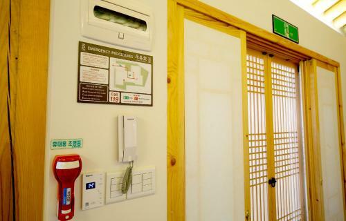 Hostal Hanok 24 Guesthouse Gyeongbokgung