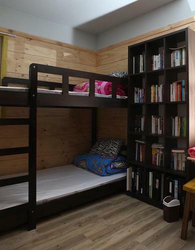 Hostal Basecamp Guesthouse