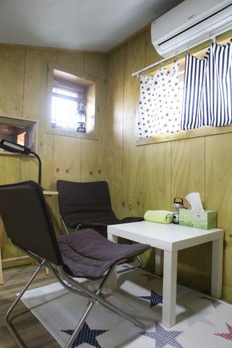 Hostal Basecamp Guesthouse