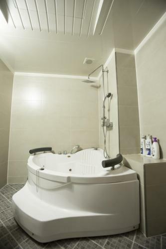 Bundang Regency Hotel