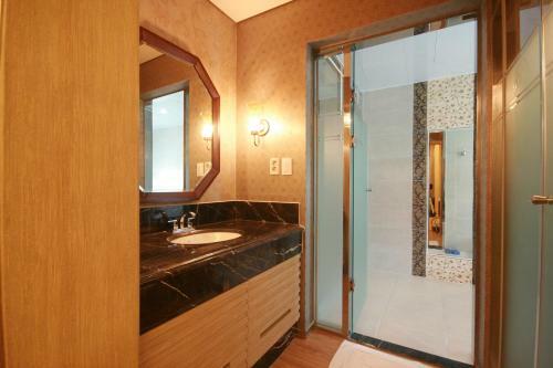 Cheonan Best B Hotel