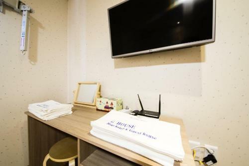 Hostal G House Mini Hotel & Guesthouse