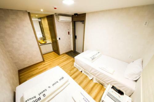 Hostal G House Mini Hotel & Guesthouse