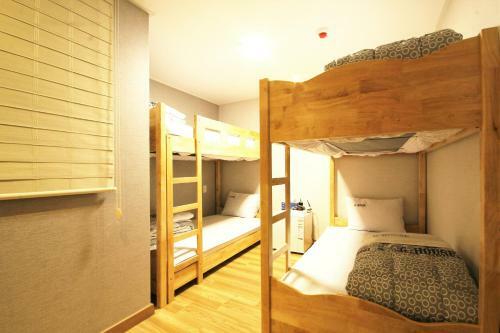 Hostal G House Mini Hotel & Guesthouse