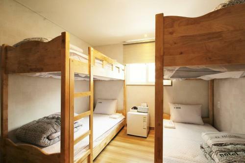 Hostal G House Mini Hotel & Guesthouse