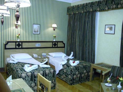 Grand Hotel Cairo