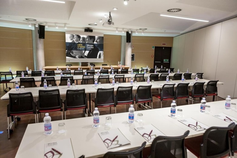 Winter Garden Hotel - Aeropuerto De B�rgamo