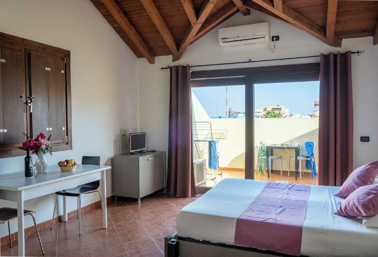 Hotel Porto Antigo Residence