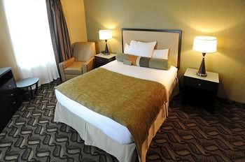 Ramada Plaza Hotel