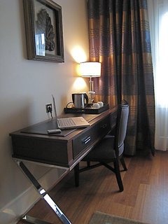 Hotel Titanic Business