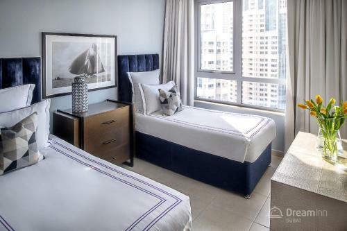 Dream Inn Dubai Apartments - Burj Residences