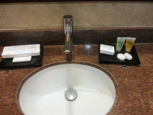 Crown Regency Hotel Makati