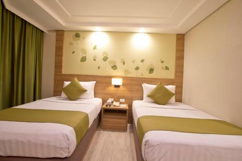 Crown Regency Hotel Makati