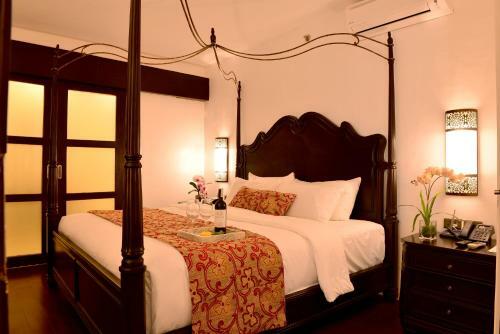 Boracay Summer Palace Hotel