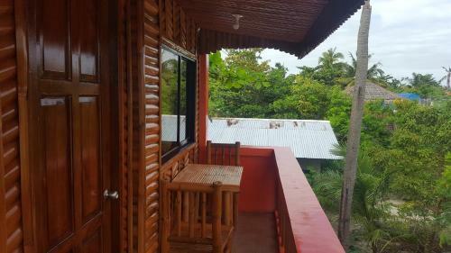 Posada Guanna's Place Room And Resto Bar