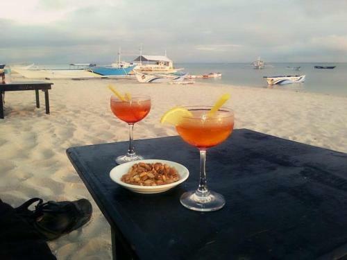 Posada Guanna's Place Room And Resto Bar
